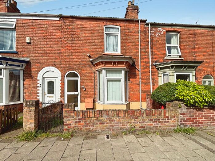3 Bedroom Terraced House For Sale In Drake Street, Gainsborough, DN21