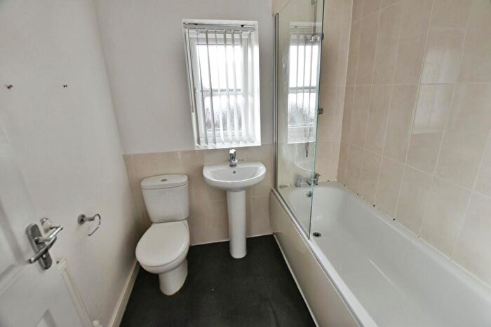 3 Bedroom Terraced House For Sale In Llys Nantgarw, Wrexham, LL13