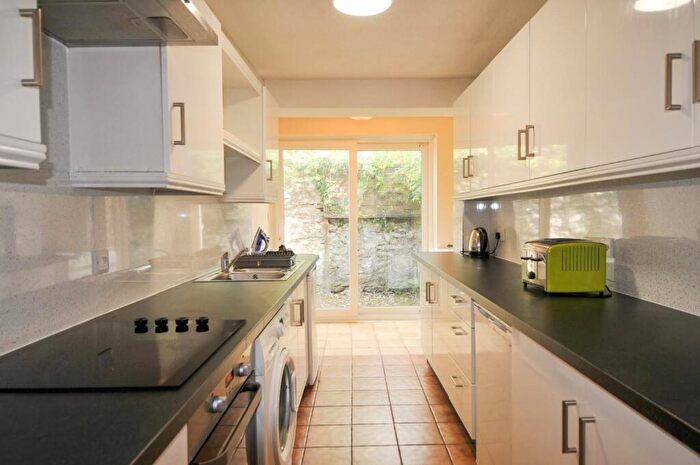 3 Bedroom House To Rent In Providence Street, Plymouth, PL4