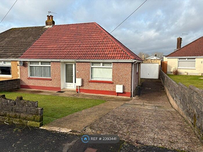 2 Bedroom Bungalow To Rent In Bryngwyn Avenue, Gorseinon, Swansea, SA4