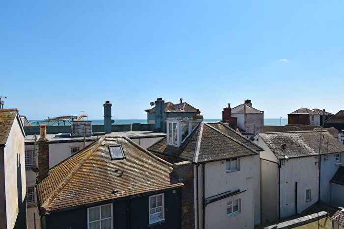 3 Bedroom Flat For Sale In George Street, Hastings, TN34