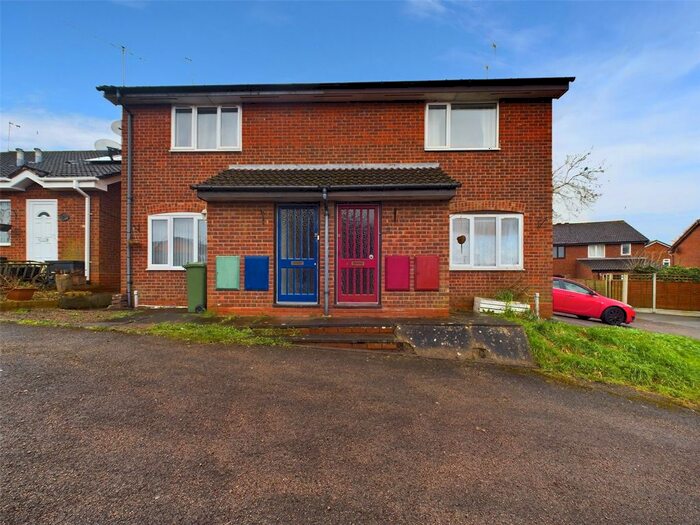 1 Bedroom Flat To Rent In Vintners Close, Worcester, WR4