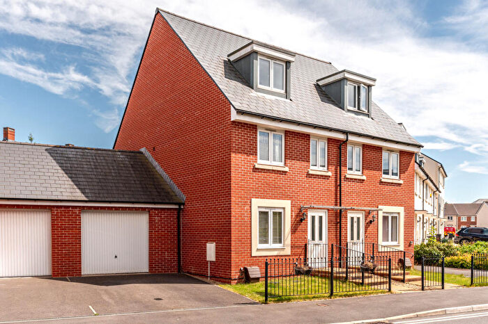 3 Bedroom Semi Detached House For Sale In Edward Parker Road, Bristol, Gloucestershire, BS16