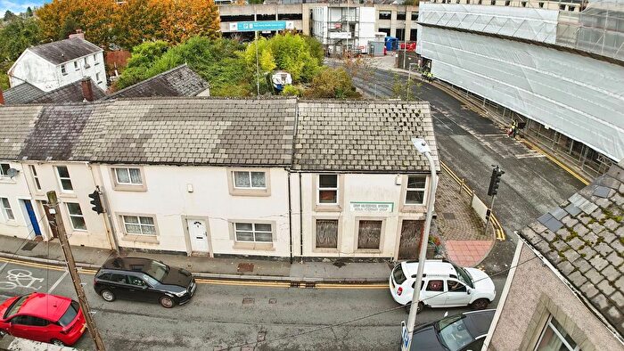 5 Bedroom End Of Terrace House For Sale In St. Catherine Street, Carmarthen, SA31