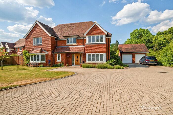 5 Bedroom Detached House For Sale In Bagshot Road, Chobham, Surrey, GU24