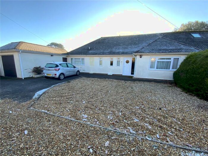 3 Bedroom Bungalow To Rent In Bure Road, Friars Cliff, Christchurch, BH23