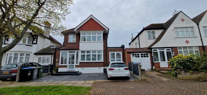 Studio To Rent In Coniston Gardens, Wembley, HA9