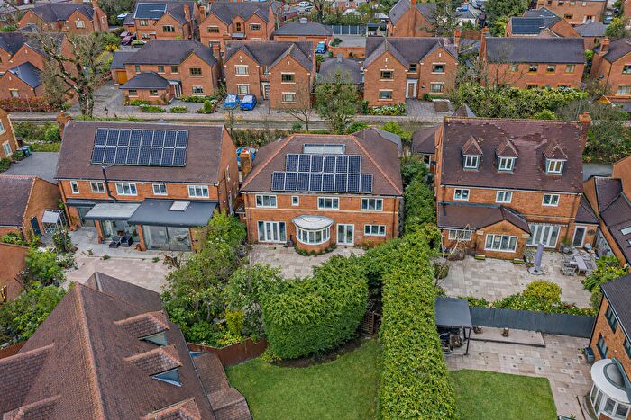 5 Bedroom Detached House For Sale In Rumbush Lane, Shirley, Solihull, B90