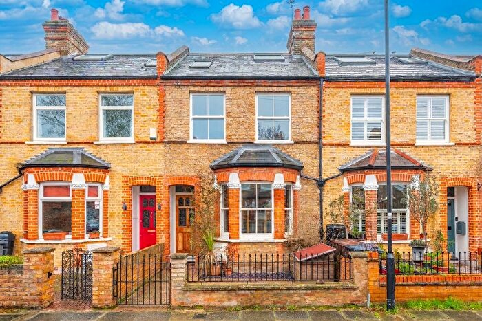 3 Bedroom Terraced House For Sale In Silverhall Street, Old Isleworth, TW7