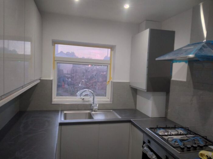 5 Bedroom Semi-Detached House To Rent In Deans Way, Edgware, HA8