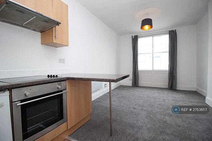 Studio To Rent In Cambray Place, Cheltenham, GL50