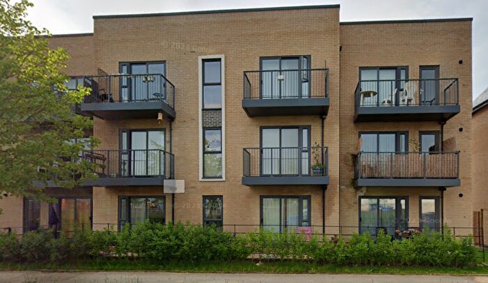 1 Bedroom Flat To Rent In Lysons Close, Huntingdon, Cambridgeshire, PE28