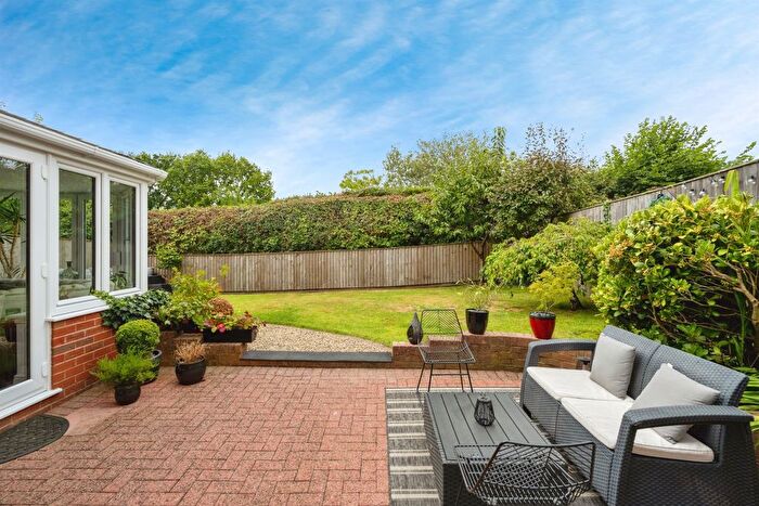 3 Bedroom Detached House For Sale In William Dennis Avenue, Loughor, Swansea, SA4