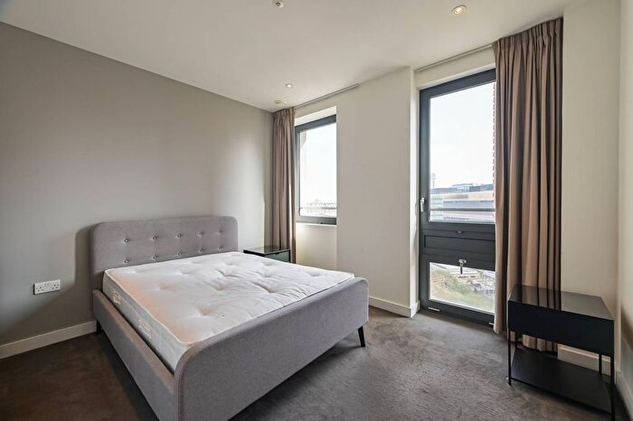 2 Bedroom Flat To Rent In East Village, Stratford, London, E20