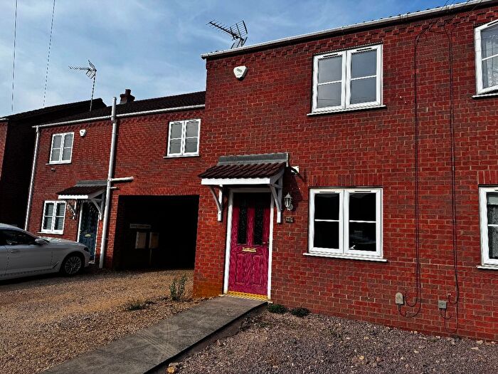 3 Bedroom Semi-detached House To Rent In Tinkers Drove, Wisbech, PE13