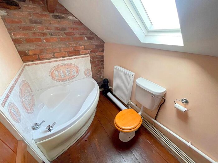 2 Bedroom Barn Conversion To Rent In Little Foxlowe Barn Crowborough Road Biddulph Moor, Stoke On TrentStaffordshire, ST8