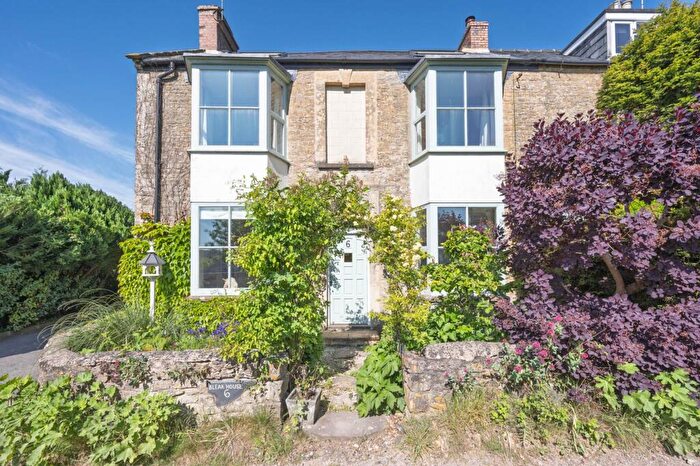 4 Bedroom Semi-Detached House For Sale In Common Lane, Chipping Norton, OX7