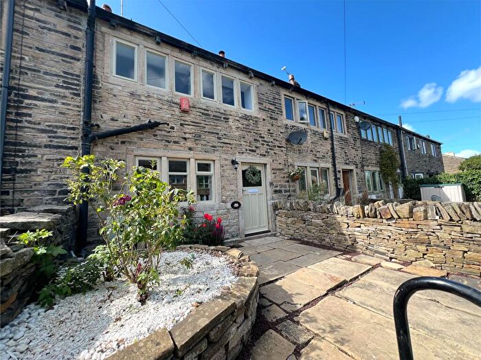 2 Bedroom Terraced House For Sale In Lowerhouses Lane, Huddersfield, HD5