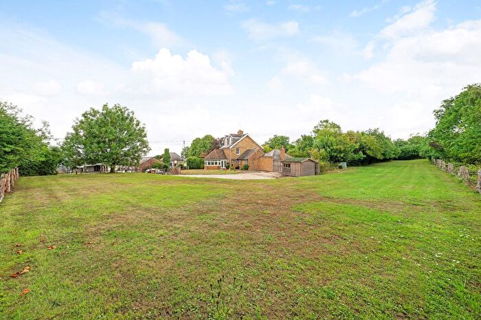 3 Bedroom Semi-Detached House For Sale In Church Road, Orpington, BR6