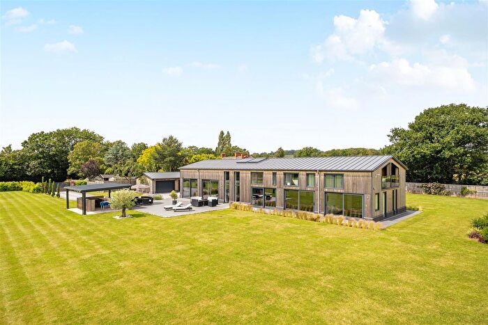 5 Bedroom Detached House For Sale In Malthouses, Runnington, Wellington, TA21