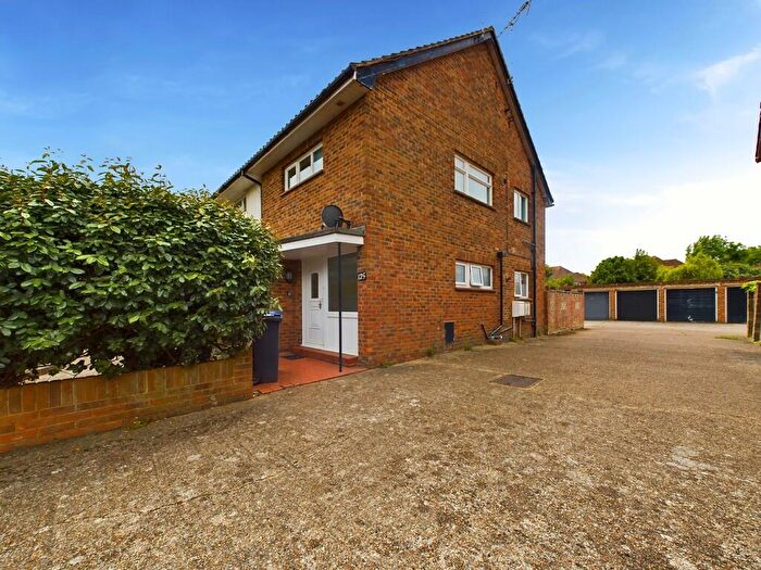 2 Bedroom Apartment To Rent In Aldsworth Avenue, Goring-by-sea, BN12