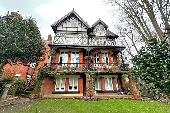 2 Bedroom Flat To Rent In Crystal Palace Park Road, Upper Sydenham, London, SE26