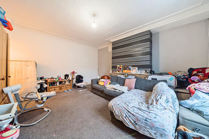 2 Bedroom Terraced House For Sale In Beech Street, Elland, HX5