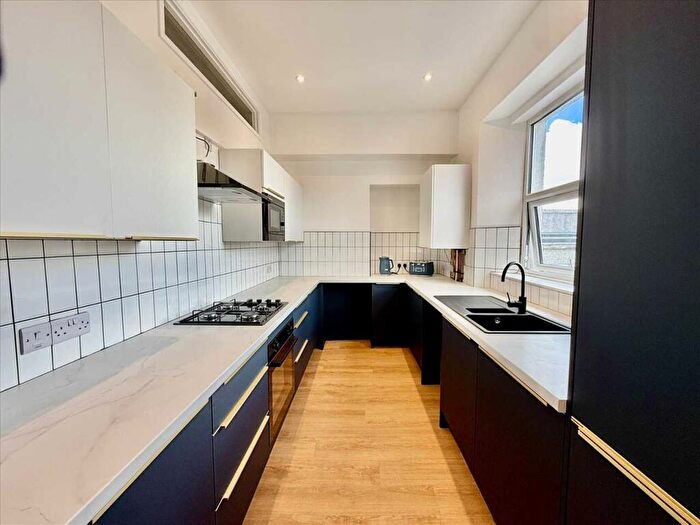 5 Bedroom Maisonette To Rent In Hill Park Crescent, Plymouth, Plymouth, PL4