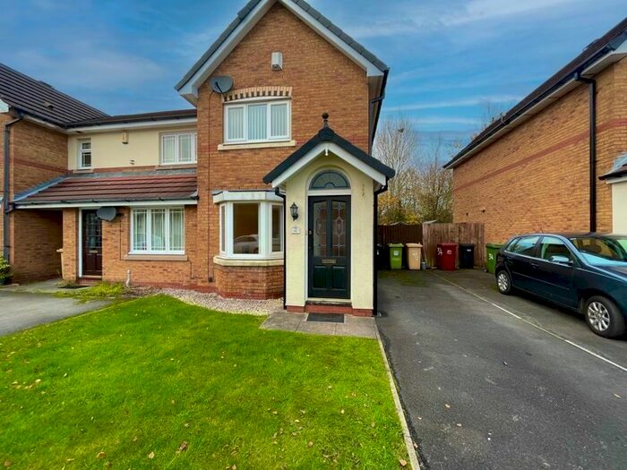 2 Bedroom Terraced House To Rent In Eastwood Close, Bolton, BL3