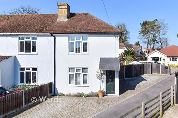 2 Bedroom End Of Terrace House For Sale In Larkfield Close, Larkfield, Aylesford, Kent, ME20