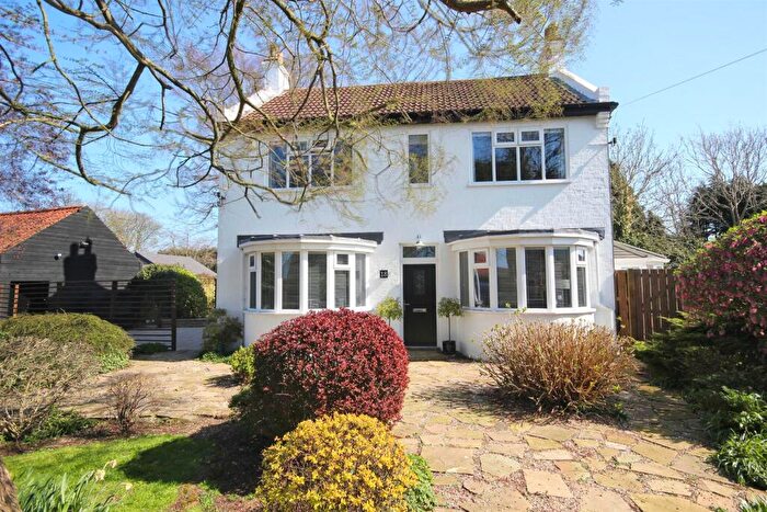 3 Bedroom Detached House For Sale In Goosenook Lane, Leven, HU17