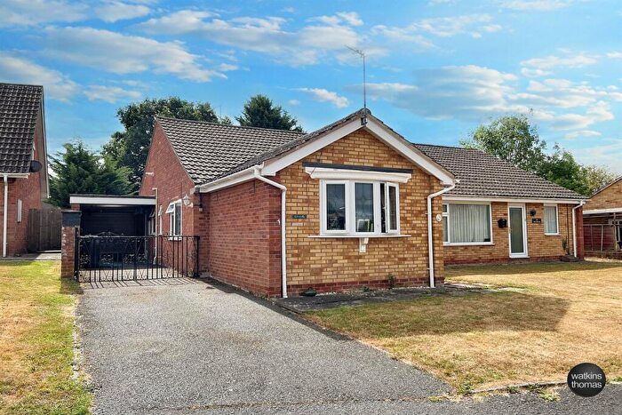 3 Bedroom Semi-Detached Bungalow For Sale In The Hollies, Clehonger, Hereford, HR2
