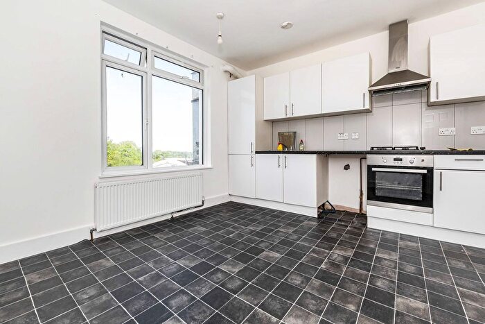 2 Bedroom Flat To Rent In High Street, Swanley, BR8