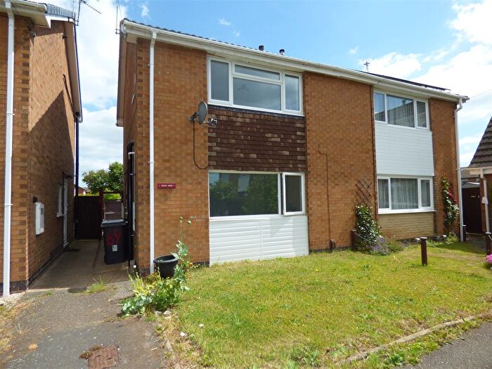 3 Bedroom Semi-Detached House To Rent In Lynden Avenue, Long Eaton, NG10