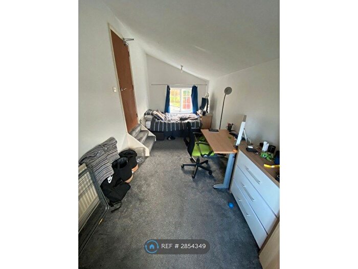 6 Bedroom Detached House To Rent In Leng Crescent, Norwich, NR4