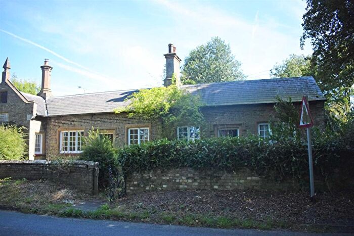 1 Bedroom Terraced House To Rent In Almshouse, Park Lane, Old Knebworth, SG3