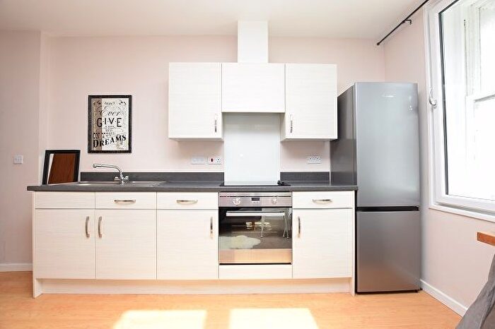 1 Bedroom Property To Rent In Wharncliffe House, Sheffield, S1