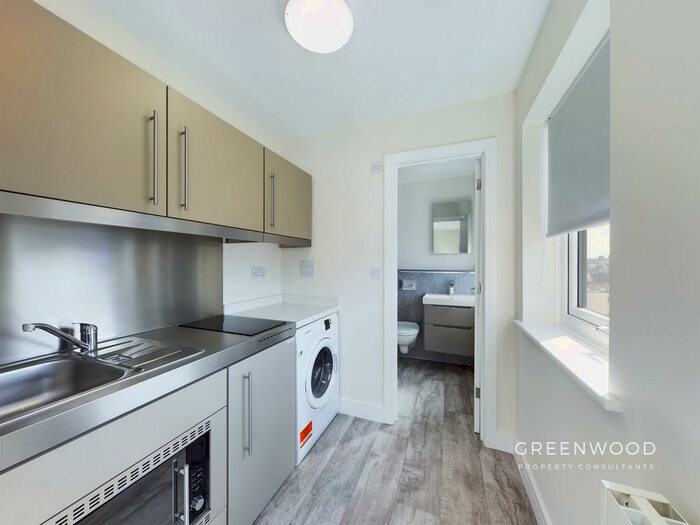 1 Bedroom Apartment To Rent In Hythe Hill, Colchester, CO1