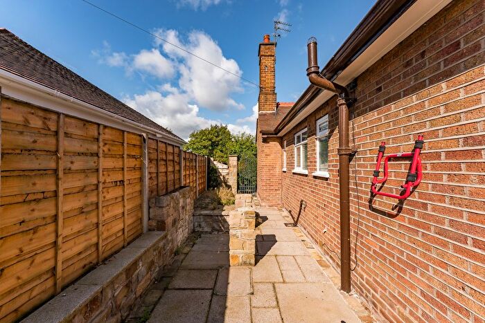 5 Bedroom Bungalow To Rent In Chester Road, Mere, Knutsford, Cheshire, WA16