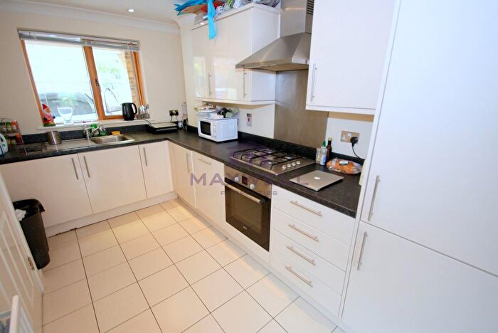 4 Bedroom Terraced House To Rent In Pancras Way, Bow, London, E3