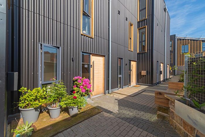 2 Bedroom Town House For Sale In Makers Place, Kelham, Sheffield, S3
