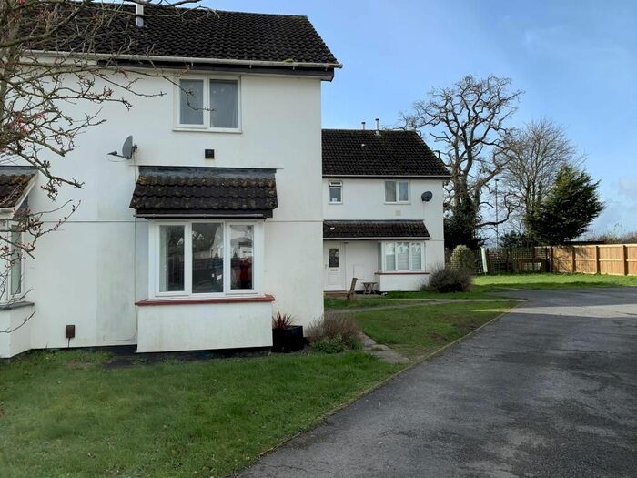 2 Bedroom Terraced House To Rent In Furze Cap, Kingsteignton, Newton Abbot, TQ12