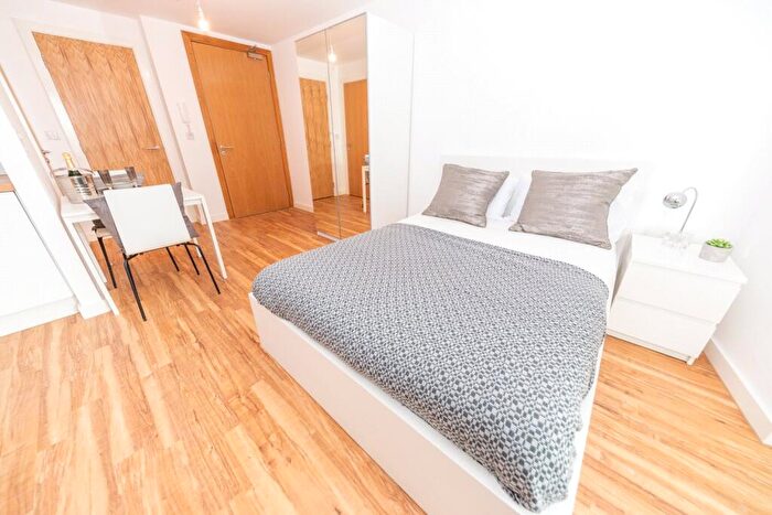 Flat To Rent In The Tower, Plaza Boulevard, Liverpool, L8