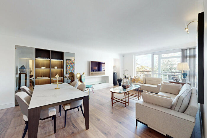 3 Bedroom Apartment For Sale In Walsingham, St. Johns Wood Park, London, NW8