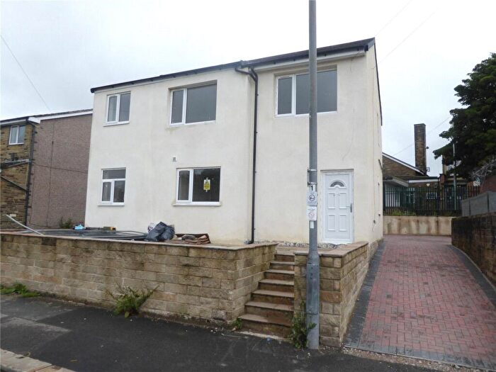 2 Bedroom Apartment To Rent In Ling Bob, Pellon, Halifax, HX2