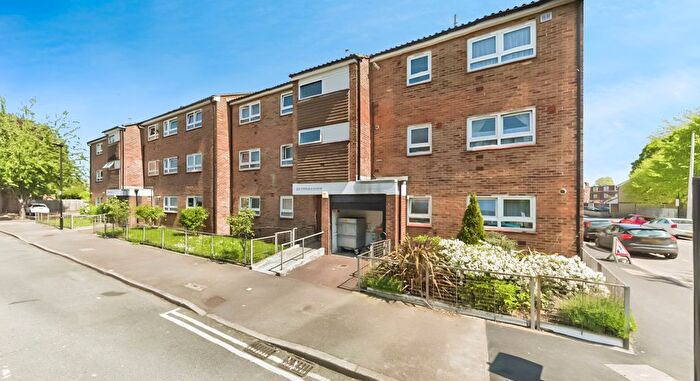 1 Bedroom Flat To Rent In Alnwick Road, London, E16