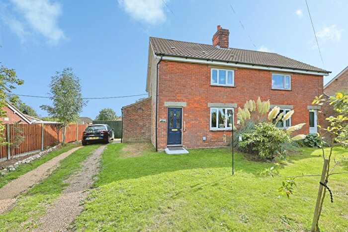 2 Bedroom Semi-Detached House For Sale In Pages Lane, Saham Toney, Thetford, IP25