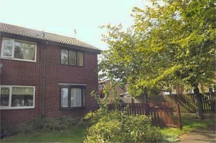 2 Bedroom Semi-Detached House To Rent In Burlington Close, Sunderland, SR2