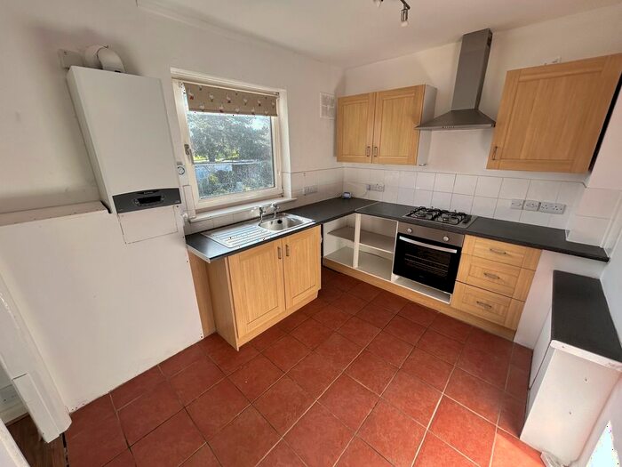 1 Bedroom Flat To Rent In Upper Flat Cedar Road, Rochester, Kent, ME2