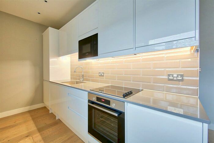 Studio To Rent In The Broadway, Cheam, Sutton, SM3